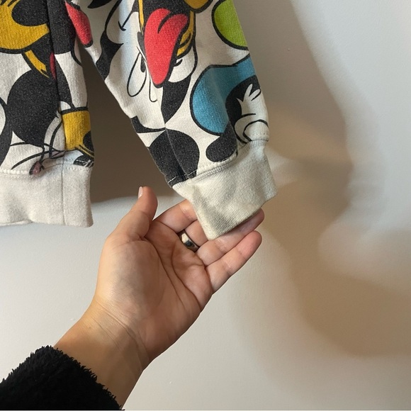 Disney Mickey & Friends All Over Print Sweatshirt Small - Picture 4 of 5